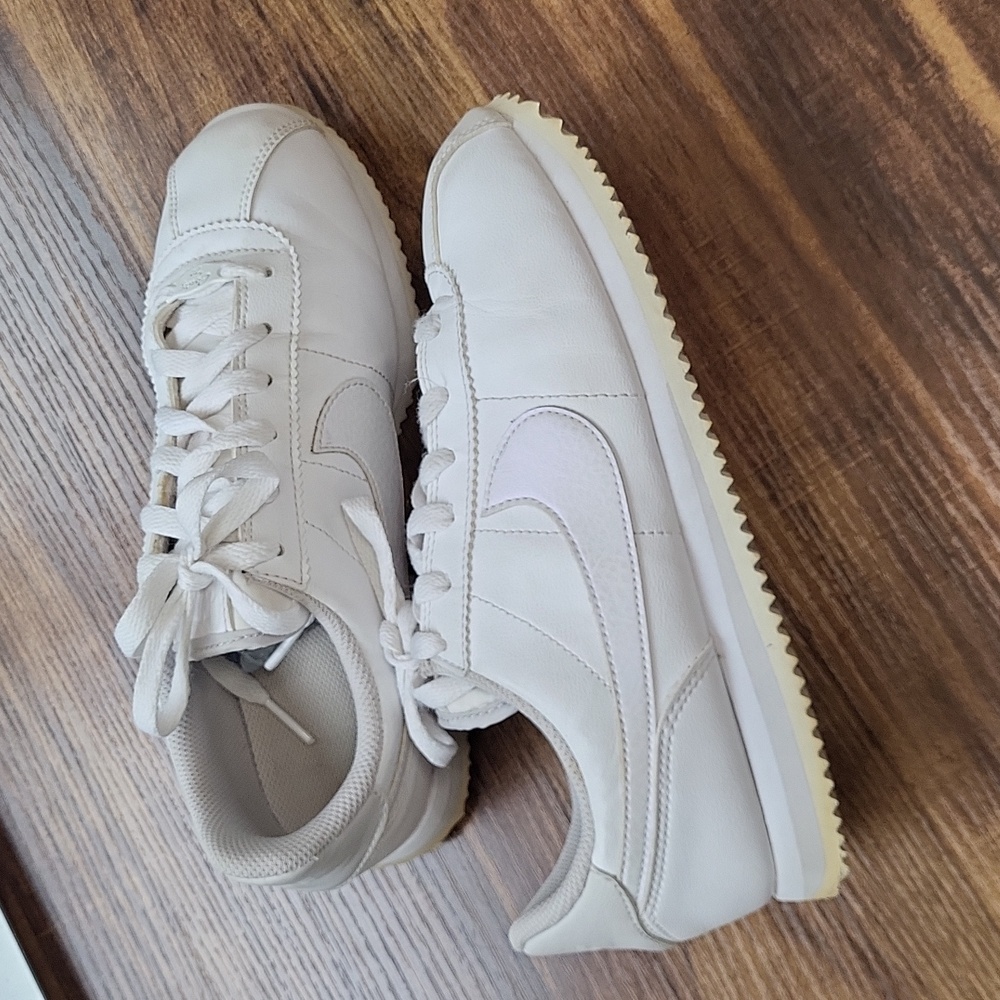 Nike Cortez '72 White Sneakers | 6Youth | Women's 7.5-8 | UK 5.5 | EUR 38.5